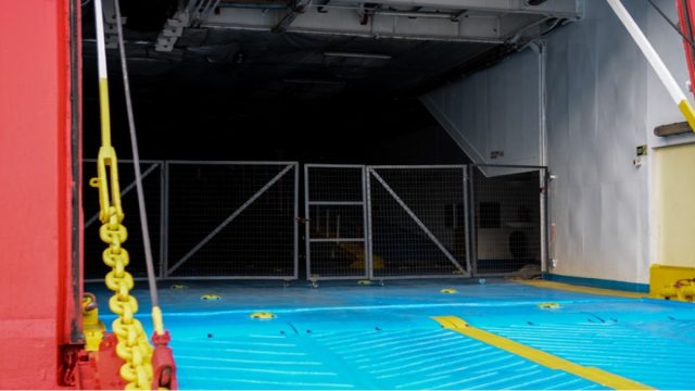 Μηχανική βλάβη στο πλοίο «Ιονίς» – Παρέμεινε ακυβέρνητο μεταξύ Κέας και Μακρονήσου