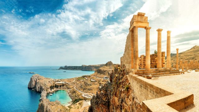 Οι 5 πιο όμορφες πόλεις της Ελλάδας: Ταξίδι σε προορισμούς μαγευτικής ομορφιάς