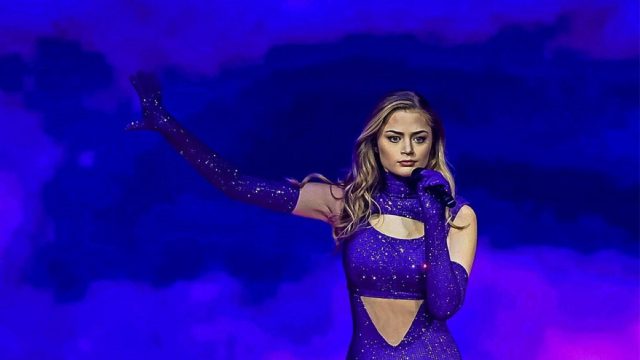 Από τη Eurovision… στο Survivor η Στεφανία Λυμπερακάκη: «Ειλικρινά δεν πίστευα ότι θα το τολμούσα»