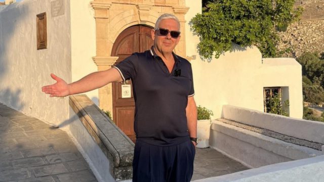 Ξεσπά ο Τάσος Δούσης: «Σταματήστε να πουλάτε τις περιουσίες σας στους Τούρκους για πέντε φράγκα»