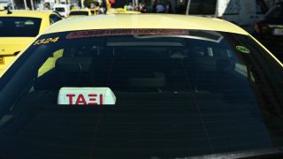 Ο τρόμος των… ταξιτζήδων στη Θεσσαλονίκη: Συμμορία ανηλίκων τους έστηνε ενέδρες και τους λήστευε