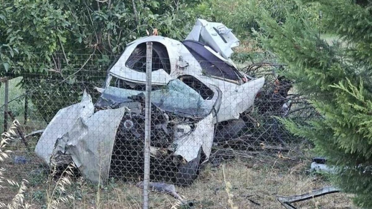 Ερωτήματα για το τραγικό τροχαίο στην Καστοριά: Πώς εξετράπη το αυτοκίνητο που «βύθισε» στη θλίψη δύο χωριά