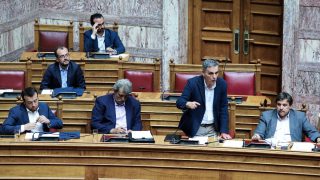 «Εμφύλιος» στην Αριστερά με Πολάκη και Τσακαλώτο για τη συνέντευξη Τσίπρα: «Άνοιξε την πόρτα στο αντιΣΥΡΙΖΑ μέτωπο – Ευκλείδη, προκαλείς…»