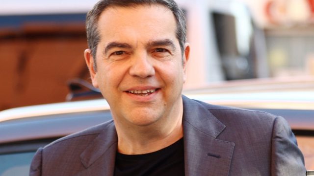 «Θα επιμείνουμε στον δικό του δρόμο για δημοκρατία, αλληλεγγύη και κοινωνική δικαιοσύνη»: Ο Αλέξης Τσίπρας για τον Νεκτάριο Σαντορινιό