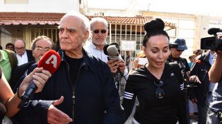 «Η παρουσία σου μέσα μου δεν έσβησε ποτέ…»: Η Βίκυ Σταμάτη δεν ξέχασε ποτέ τον Άκη Τσοχατζόπουλο