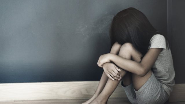 Θεσσαλονίκη: Στην φυλακή 51χρονος που βίαζε 12χρονη φίλη της κόρης του