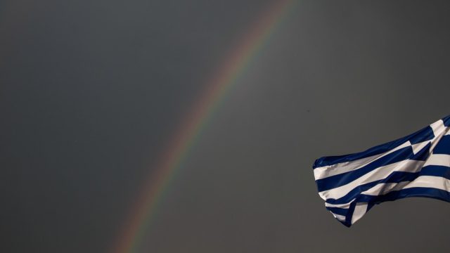 Από τον καύσωνα και τον αέρα… στις βροχές: Πότε έρχεται η πρώτη κακοκαιρία που θα φέρει «ανάσα»
