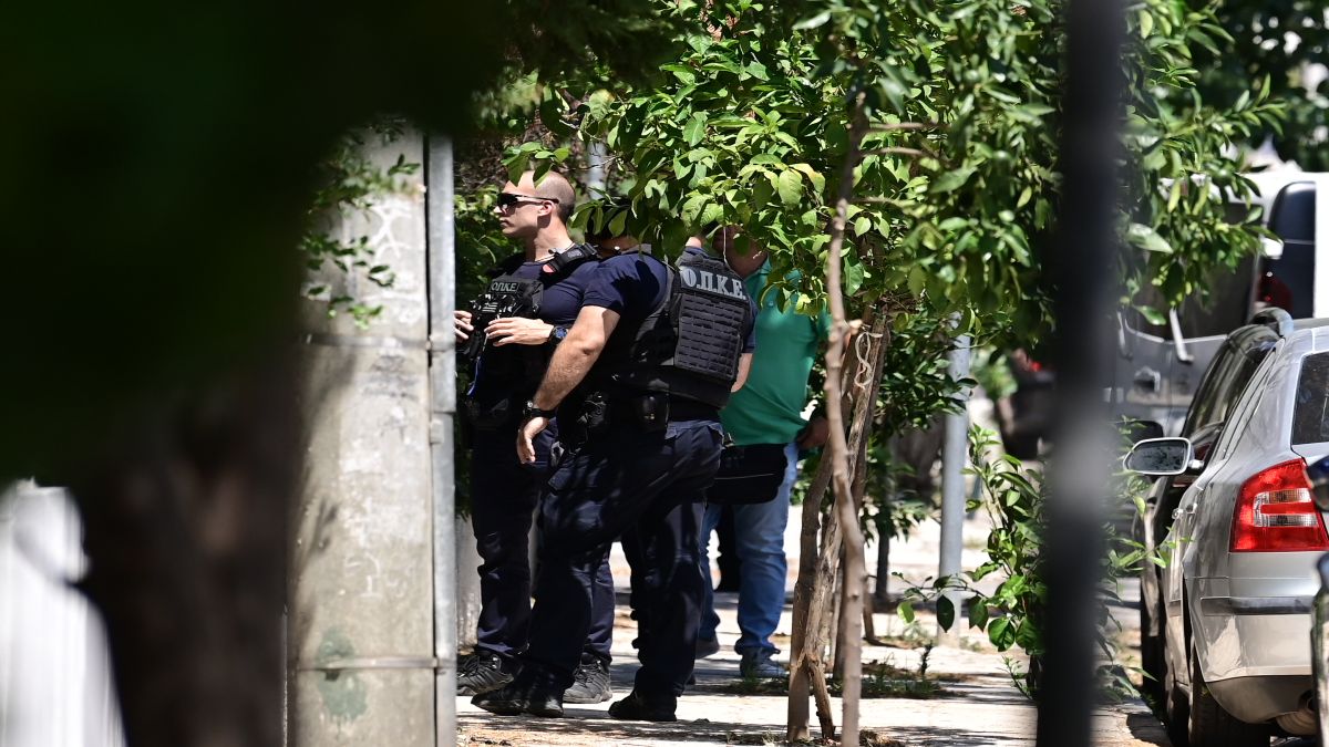 Ανατροπή με την γυναικοκτονία στο Χαλάνδρι: Η 47χρονη δεν είχε σχέση με τον 28χρονο – Ο ίδιος δηλώνει σύντροφός της