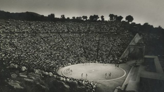 Σαν σήμερα, 11 Σεπτεμβρίου 1938: Το αρχαίο θέατρο της Επιδαύρου «ζωντανεύει» μετά από 2.000 χρόνια – Η Κατίνα Παξινού ως «Ηλέκτρα» εγκαινιάζει μια νέα εποχή