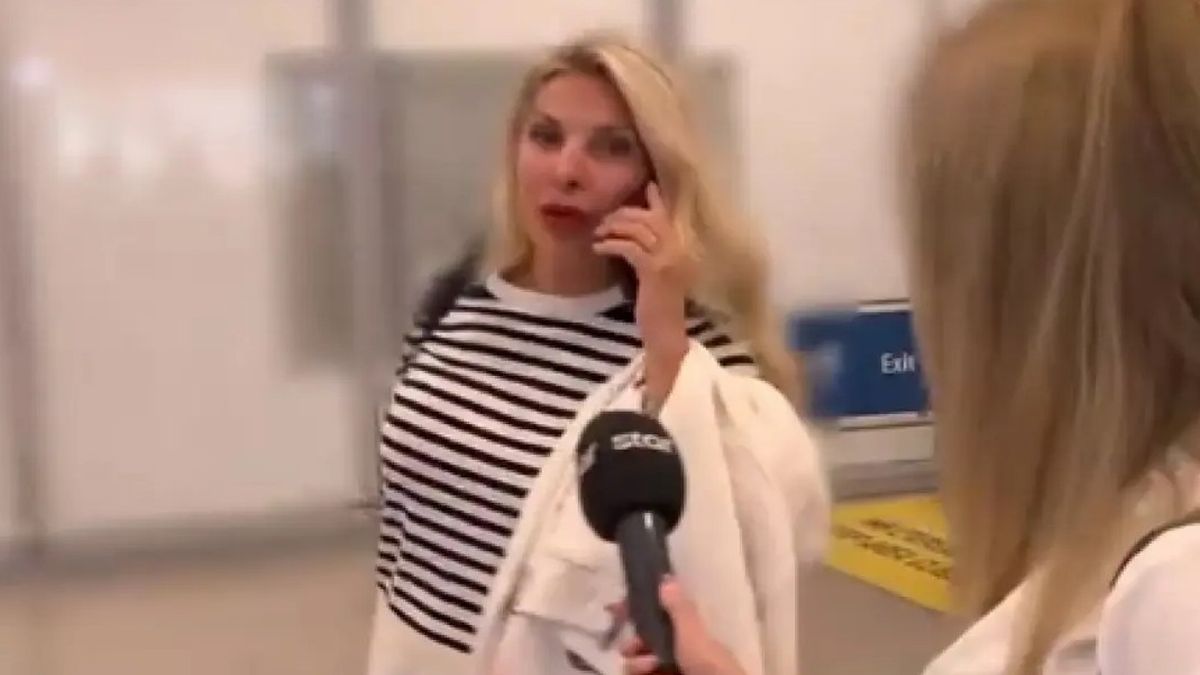 Ελένη Μενεγάκη: «Αγάπη μου, σε κλείνω και έρχομαι» – Έκλεισε το τηλέφωνο με τον Ματέο on camera