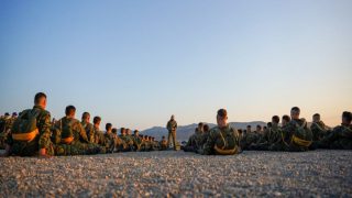 Σενάρια… πολέμου στο Αιγαίο: Η στρατιωτική άσκηση με τα 60 αεροσκάφη και η ανακατάληψη νησίδας