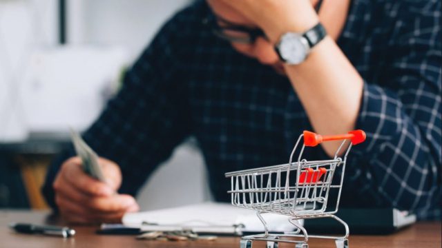 Η ακρίβεια στα ύψη: Μυστικά για εξοικονόμηση χρημάτων