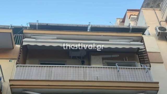 «Ελάτε, σκότωσα την αδερφή μου»: Νέα στοιχεία για το έγκλημα στη Θεσσαλονίκη – Το θύμα είχε υποστεί εγκεφαλικό