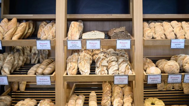 Έκλεισαν πάνω από 1.500 φούρνοι γειτονιάς στην Ελλάδα – Το ενεργειακό κόστος απειλεί τους αρτοποιούς