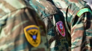Πάνω από 1 δισ. ευρώ οι αυξήσεις στους ένστολους και τους δημοσίους υπαλλήλους‎: Ποιοι θα τα καρπωθούν