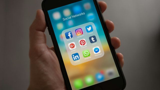 Έρχεται απαγόρευση social media για παιδιά κάτω των 15 ετών – Τι αλλάζει από Οκτώβριο
