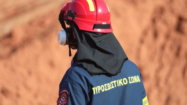 Φωτιά στο Σκάλωμα Αγρινίου – Σηκώθηκαν δύο αεροσκάφη