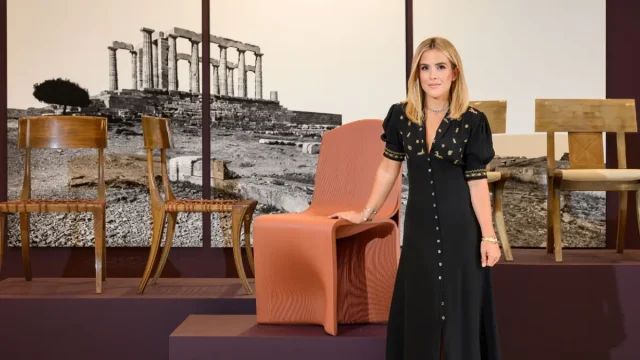 Η Stefanidou Tsoukala Gallery φέρνει στην Art Athina την εμβληματική καρέκλα Klismos