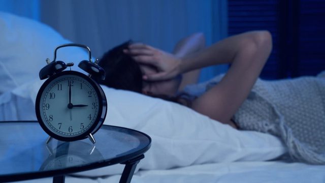 Πώς η αϋπνία βλάπτει τον εγκέφαλο – Η απειλή που μπορεί να γίνει πολύ επικίνδυνη