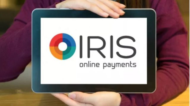 IRIS: Τι αλλάζει για τις πληρωμές προς επιχειρήσεις με QR κωδικό από την 1/11