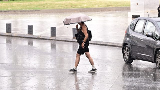 Καιρός σήμερα 4/9: Αποχωρούν οι ζέστες – Πού θα σημειωθούν βροχές και πτώση της θερμοκρασίας σύμφωνα με Καλλιάνο και Αρνιακό