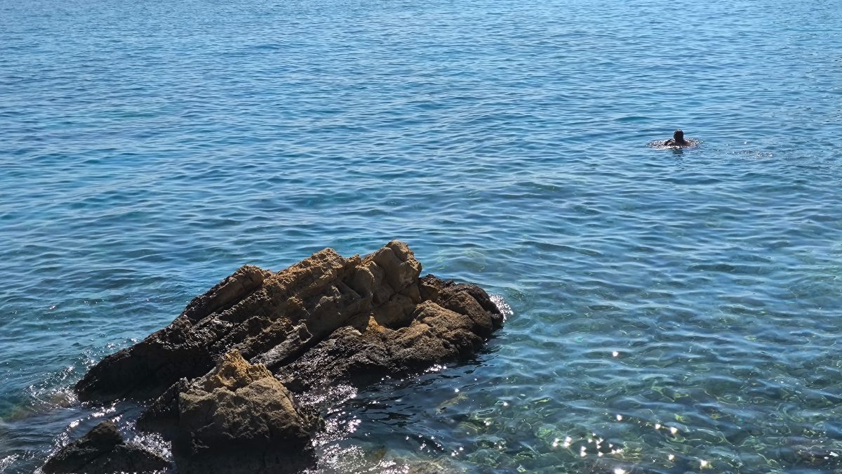 Καιρός σήμερα 21/9: Συνεχίζεται το… ωραίο καλοκαιράκι με μίνι εξασθένηση ανέμων – Η εκτίμηση Αρναούτογλου και Μαρουσάκη