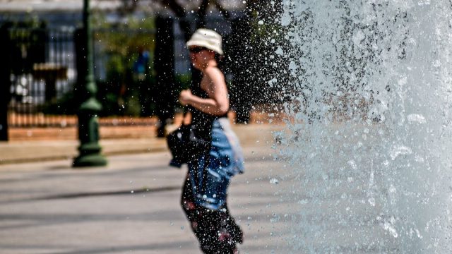 Φθινόπωρο… σαν καλοκαίρι: Η εκτίμηση από οκτώ μετεωρολογικά κέντρα για τον καιρό