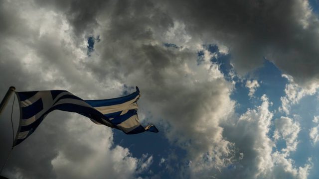 Καιρός σήμερα 12/9: Υψηλές θερμοκρασίες και βροχοπτώσεις – Η πρόγνωση Σούζη και Αρνιακού