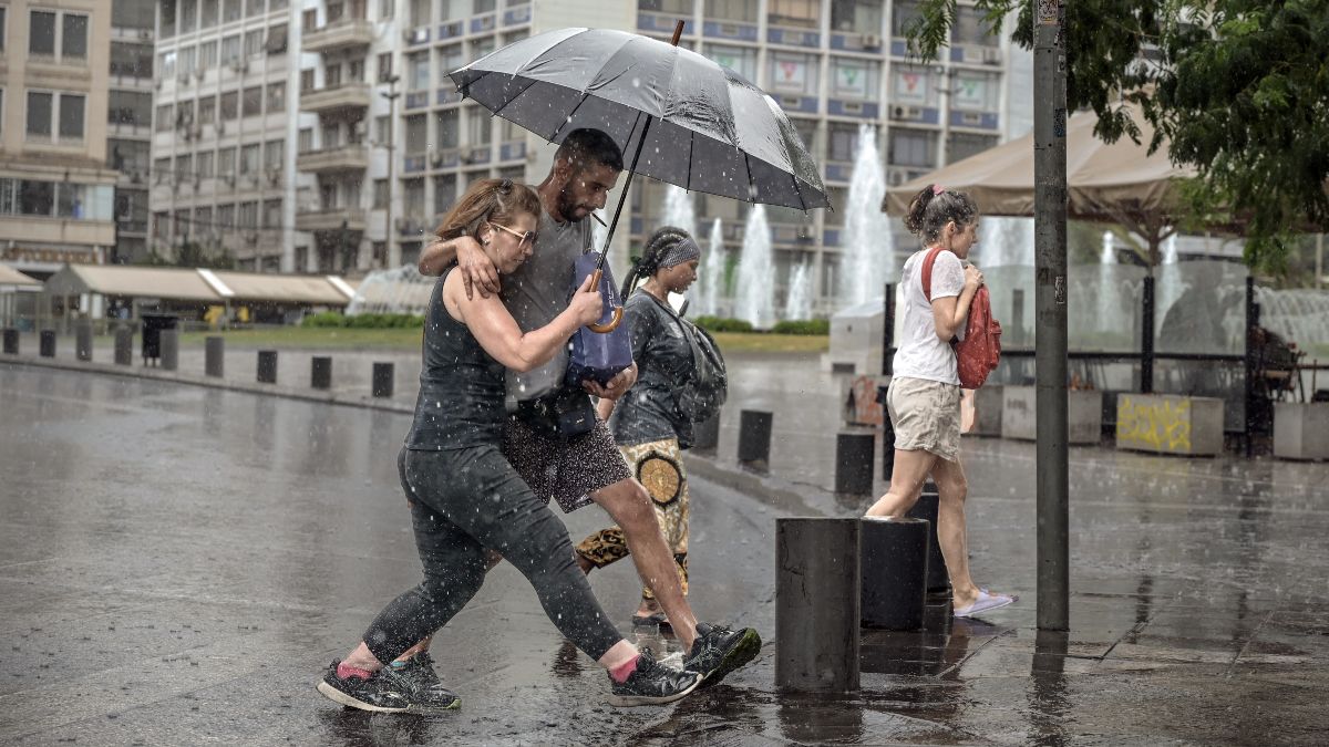 Καμπανάκι από Μαρουσάκη για αλλαγή του καιρού: Ο «Ρεξ εμποδιστής» φέρνει την πρώτη κακοκαιρία