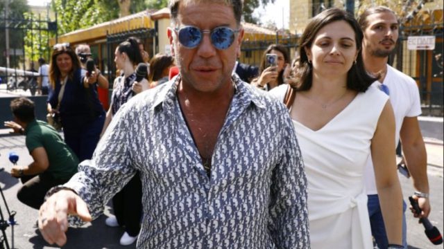 Δύο μεγάλα μυστικά του Μαζωνάκη: Τα χρωστούμενα πριν το ψυχιατρείο και τα 10 εκατ.!