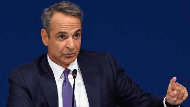 Μητσοτάκης: Γιατί δεν έδωσε 13ο μισθό – «Επιλέξαμε μεταρρύθμιση που ωφελεί πάνω από 4 εκατομμύρια πολίτες»