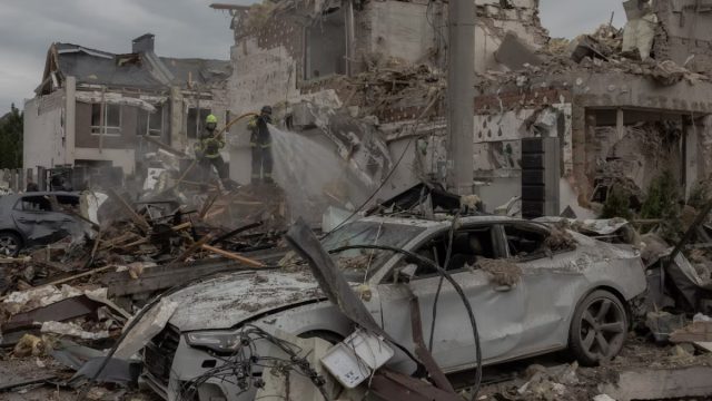Ουκρανία: Ξεκληρίστηκε τετραμελής οικογένεια από ρωσικό πλήγμα στο Σούμι