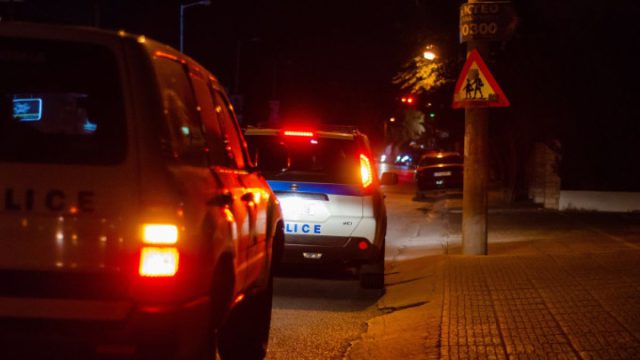 Χωρίς δίπλωμα o γιος του επιχειρηματία που χτύπησε αστυνομικό σε καταδίωξη – Είχε απασχολήσει για οδήγηση υπό την επήρεια αλκοόλ