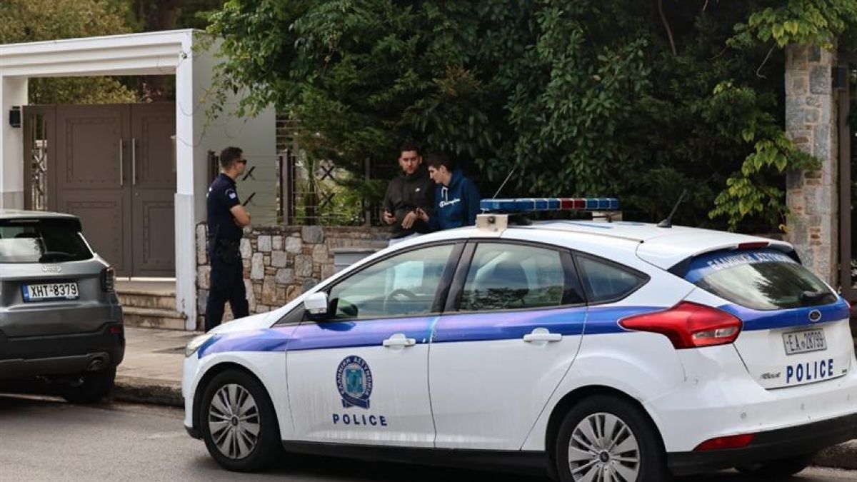 Πυροβολισμοί στη Δροσιά: Εκδικητική η μανία του δράστη – Έψαχνε τον 38χρονο για να τον αποτελειώσει