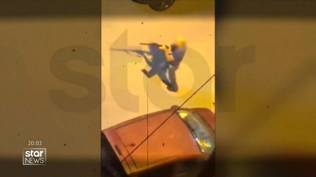 Σοκαριστικό βίντεο ντοκουμέντο: Η στιγμή που άνδρας στη Θεσσαλονίκη βγάζει καραμπίνα και απειλεί παιδιά