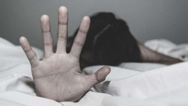 Θεσσαλονίκη: 26χρονος κατηγορείται ότι βίασε την 20χρονη σύντροφό του σε ξενοδοχείο μετά από χρήση κοκαΐνης