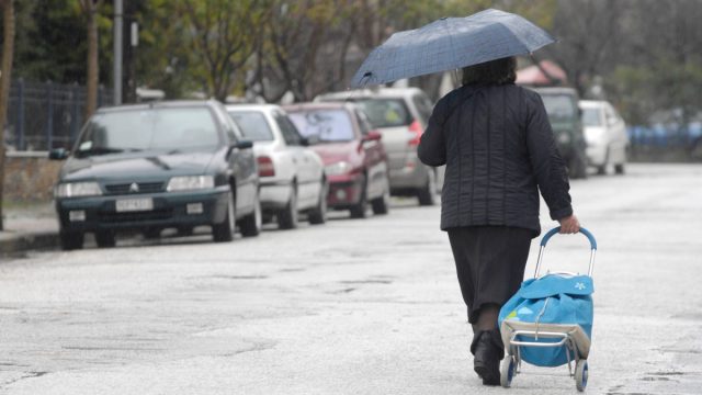 Καιρός σήμερα 30/09: Συννεφιά και βροχές σε αρκετές περιοχές της χώρας – Η πρόγνωση Αρνιακού και Ρήγου