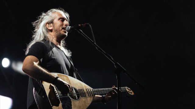 Γιάννης Χαρούλης: Ο «διπλός» χορός του Λυκαβηττού – 4 και 5 Οκτωβρίου