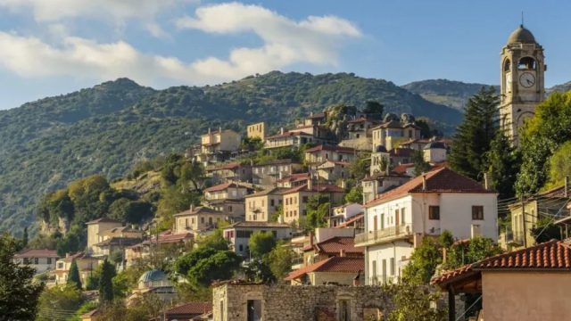 28η Οκτωβρίου: Τι δείχνουν οι προκρατήσεις για τις… μίνι διακοπές – Ποιοι προορισμοί θα «γεμίσουν» επισκέπτες