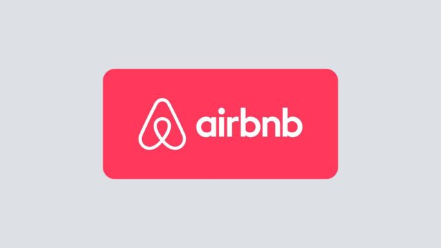 Ακριβή στέγη, ελλείψεις και Airbnb: Πώς σχεδιάζει να παρέμβει η κυβέρνηση