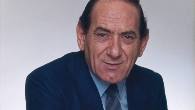 «Αν τελείωνε η ζωή»: Ο ιδιαίτερος τρόπος που έγραψε το τραγούδι ο Λευτέρης Χαψιάδης και η «επιμονή» του Στράτου Διονυσίου