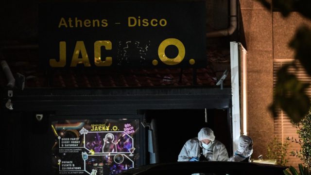 Ιλίσια: Έκρηξη στη ντισκοτέκ «Jacky.O» στη Μιχαλακοπούλου – Τα ευρήματα θα δώσουν απαντήσεις