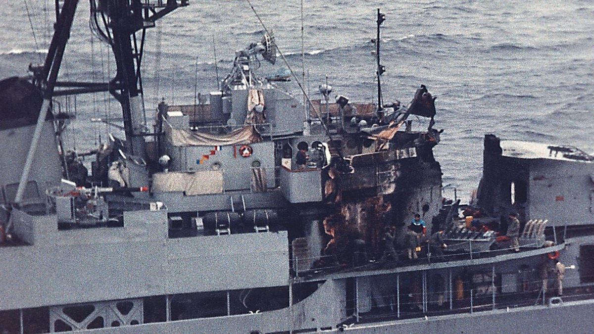 Σαν σήμερα, 01 Οκτωβρίου: Η τραγωδία στο Αιγαίο – Όταν το USS Saratoga χτύπησε κατά λάθος το Muavenet