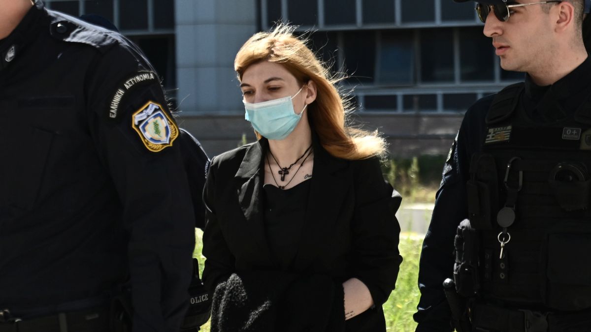 Πάσχει από ερυθηματώδη λύκο η Ρούλα Πισπιρίγκου!