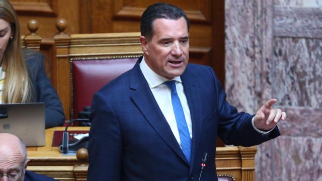 Άδωνις Γεωργιάδης για τα Τέμπη: Το ΚΚΕ βλέπει συγκάλυψη από την Ευρωπαϊκή Αρχή Σιδηροδρόμων