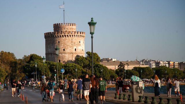 Αυτός είναι ο λόγος που στην Θεσσαλονίκη λένε τη φράση «με λες» αντί για «μου λες»
