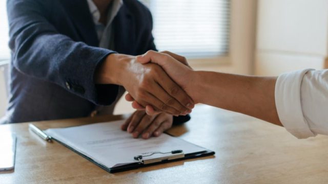 ΔΥΠΑ: Αδειάζει η «κλεψύδρα» των αιτήσεων για αμειβόμενη μαθητεία στις ΠΕΠΑΣ Τουρισμού-Φιλοξενίας