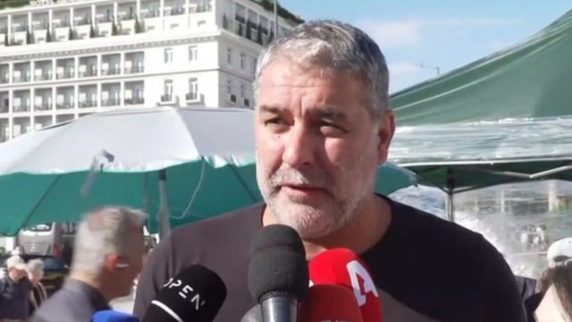 Βασίλης Μπισμπίκης για Πάνο Ρούτσι από το Σύνταγμα: «Ήθελε να δει εμένα και τη Δέσποινα Βανδή»