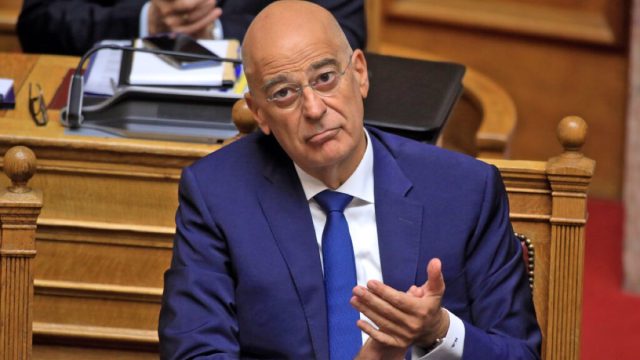 «Τριγμοί» στο εσωτερικό της Νέας Δημοκρατίας: Το πολιτικό παρασκήνιο πίσω από την παρέμβαση Δένδια για τον Πάνο Ρούτσι