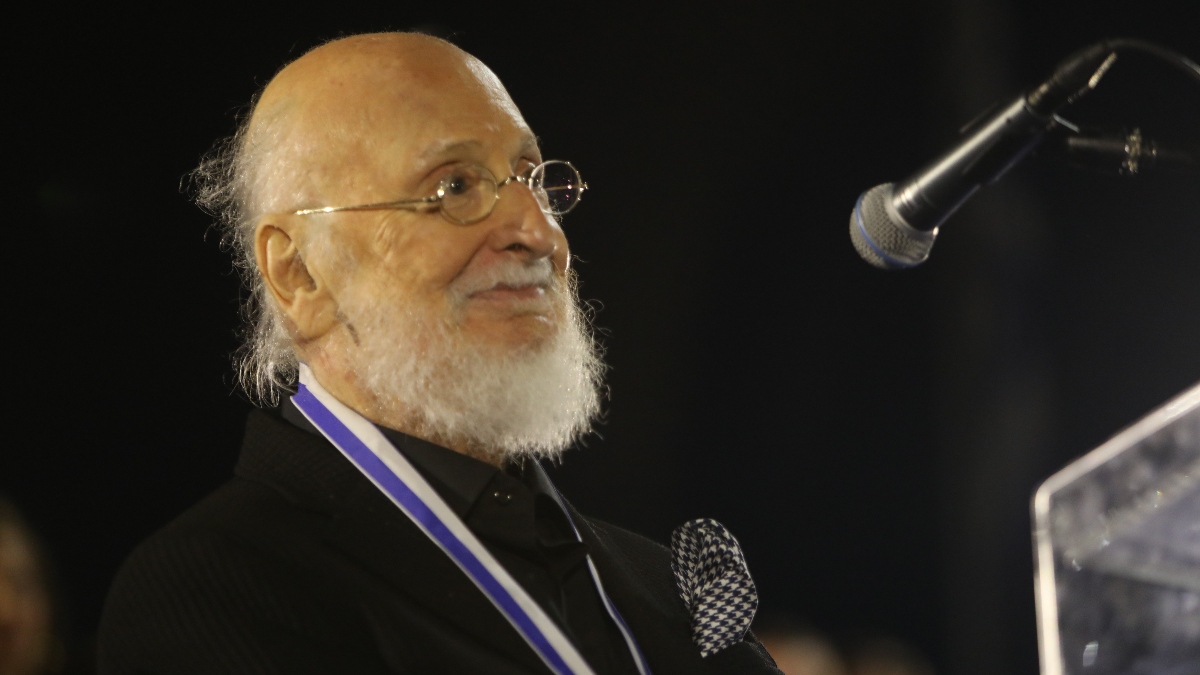«Τον είδα δύο ώρες πριν πεθάνει» – Τι έκανε ο Διονύσης Σαββόπουλος μέχρι και την τελευταία του πνοή